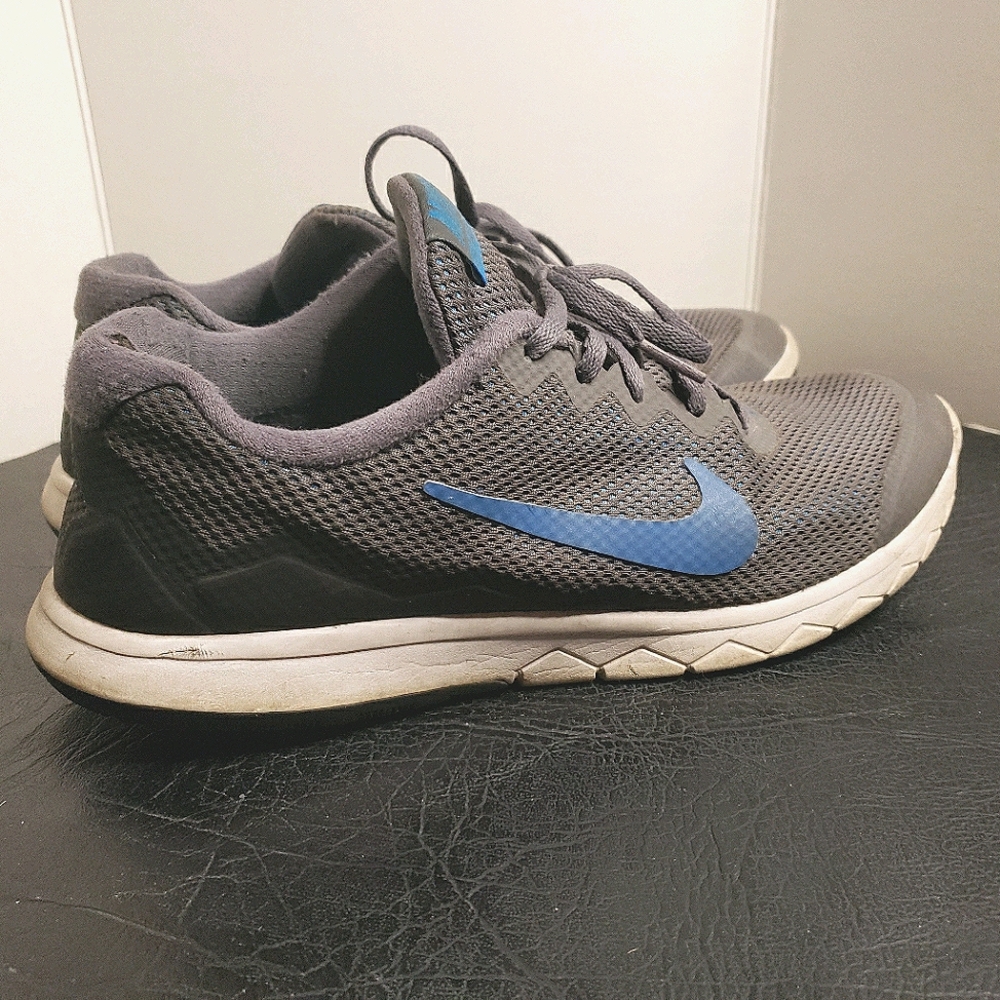 Nike Flex Experience RN 4